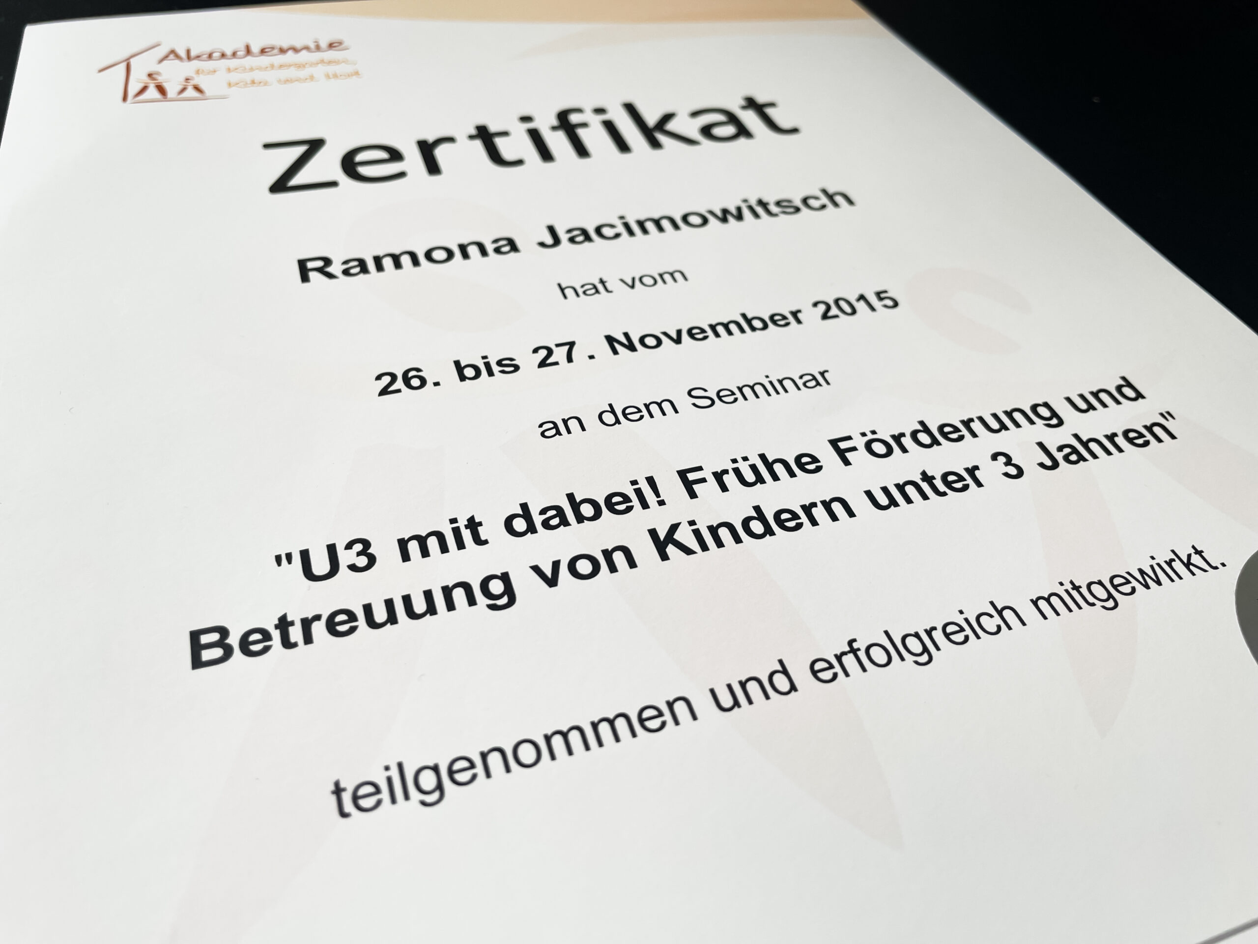 Regelmäßige Fortbildungen